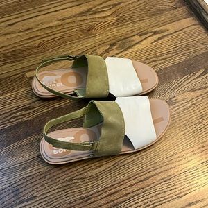 Sorel Sandals Size 10.5